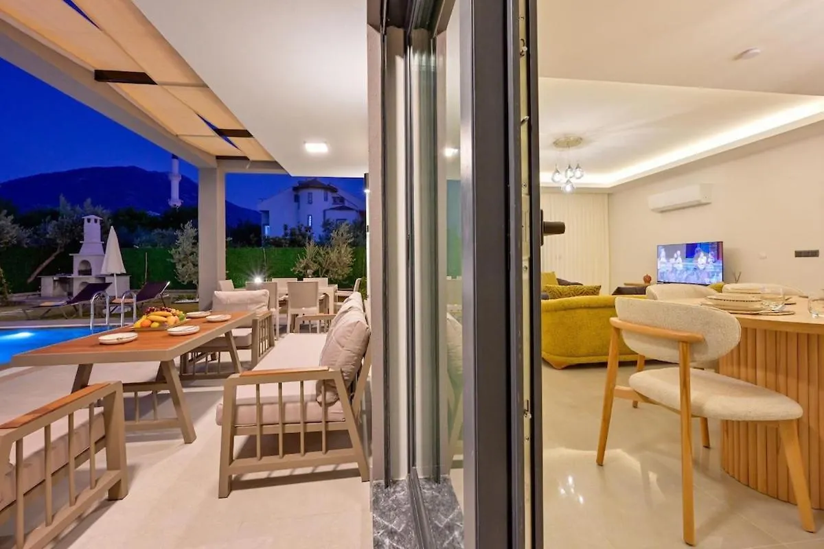 Luxury Villa In The Center Of Fethiye - Ezel Hanim