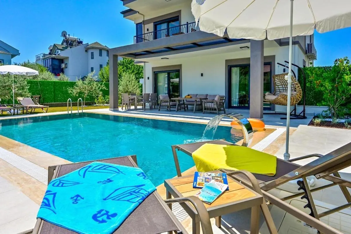 Luxury Villa In The Center Of Fethiye - Ezel Hanim
