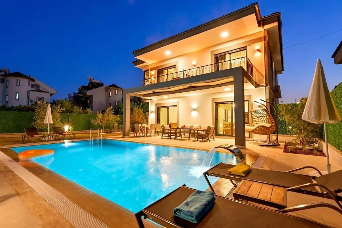 Luxury Villa In The Center Of Fethiye - Ezel Hanim