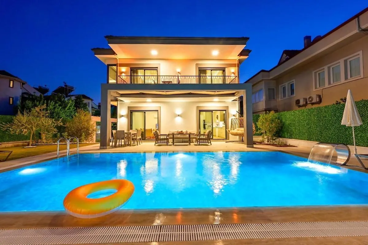 Luxury Villa In The Center Of Fethiye - Ezel Hanim