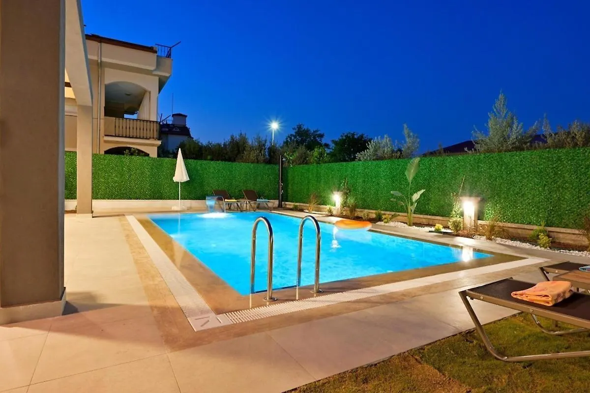 Luxury Villa In The Center Of Fethiye - Ezel Hanim 0*,